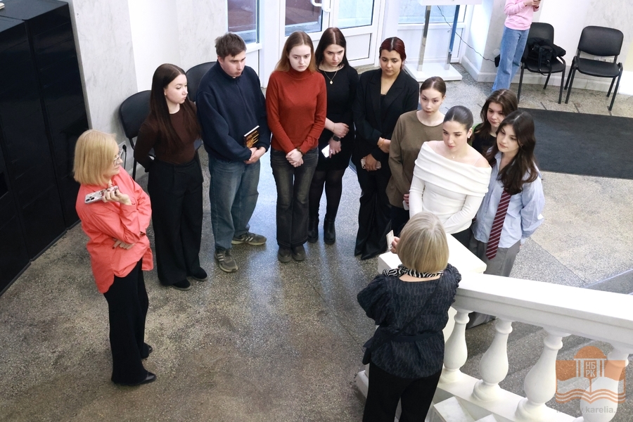 Студенты Медицинского института имени профессора А. П. Зильбера в Национальной библиотеке