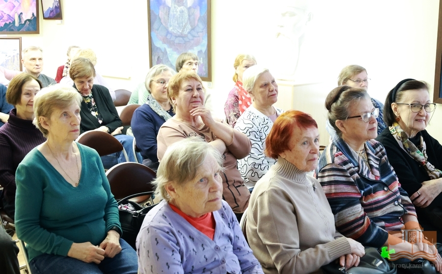 На «Литературном четверге», посвященном Леониду Дербеневу