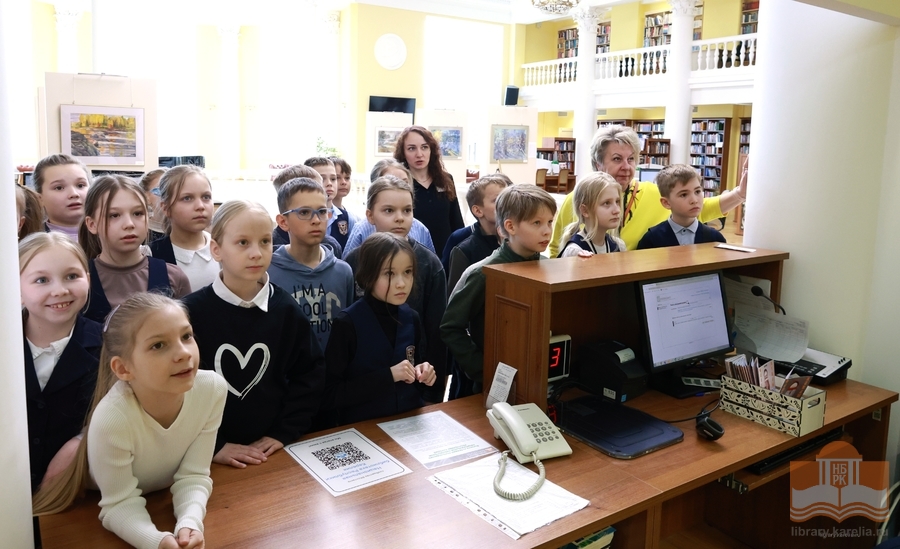 Третьеклассники Университетского лицея знакомятся с библиотекой