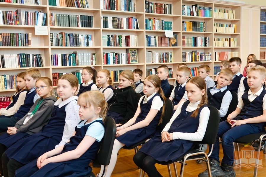 Участники программы «Страничку – я, страничку – ты…»