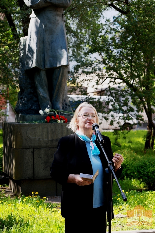 Елена Григорьевна Сойни, доктор филологических наук, поэт, заслуженный работник культуры России