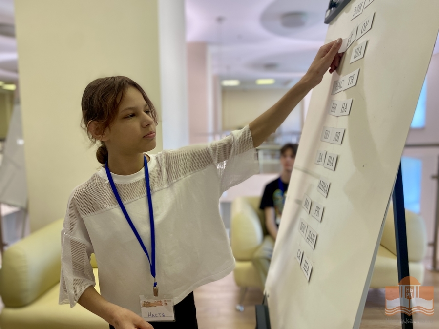 Просветительская программа «От петроглифов до СМС-ок»