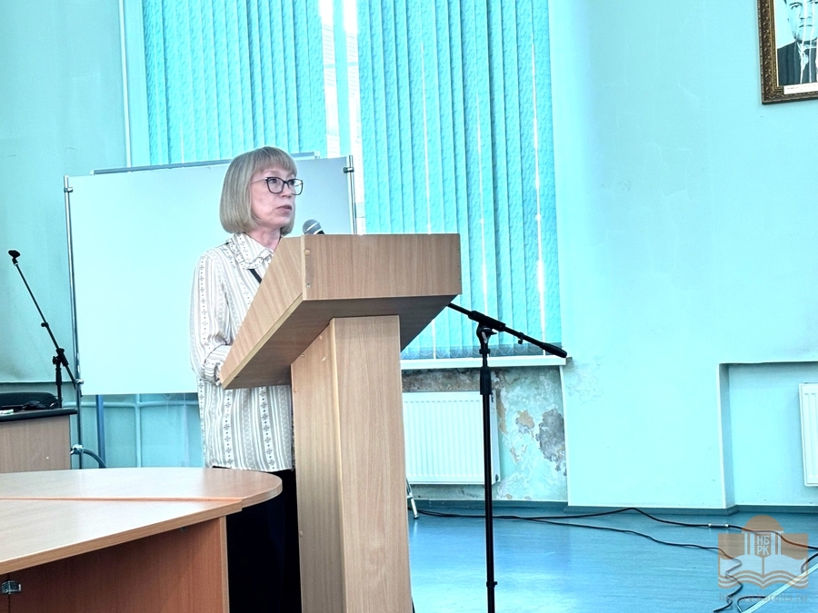 Елена Георгиевна Гаврилова, главный библиотекарь кафедры медицинской литературы отдела библиотечного обслуживания