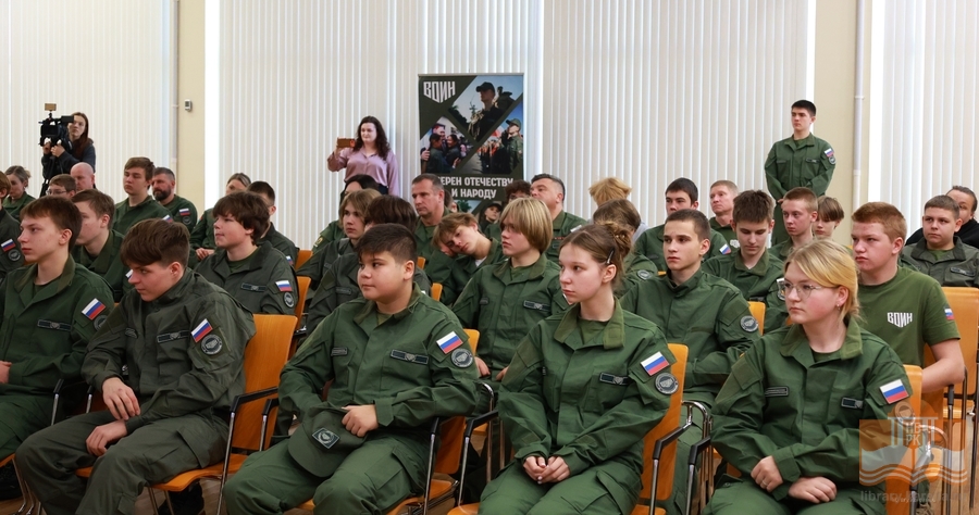 На встрече с творческой группой создателей художественного фильма «Остров Сухо»